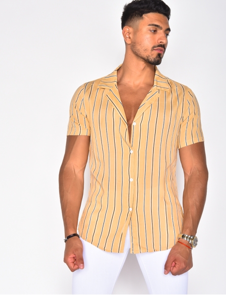 Loose-Fitting Striped Shirt