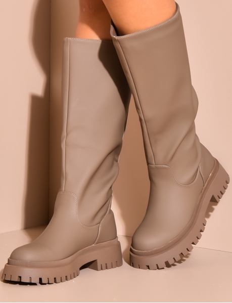 Rain Boots with Thick Lug Sole