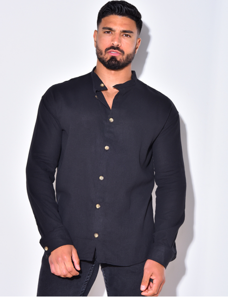 Finely-woven long-sleeved shirt with small collar