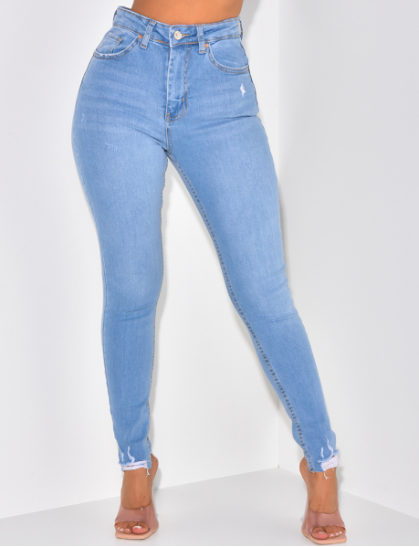 Slim-Fit-Jeans mit hoher Taille in Destroyed-Optik