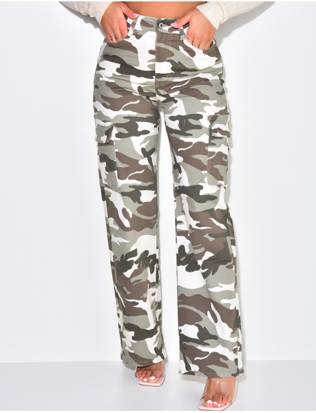 Jeans cargo coupe droite camouflage