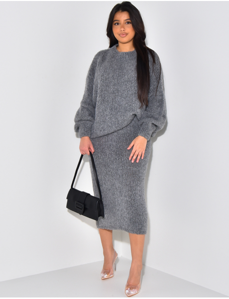 Oversized jumper & long wool skirt set