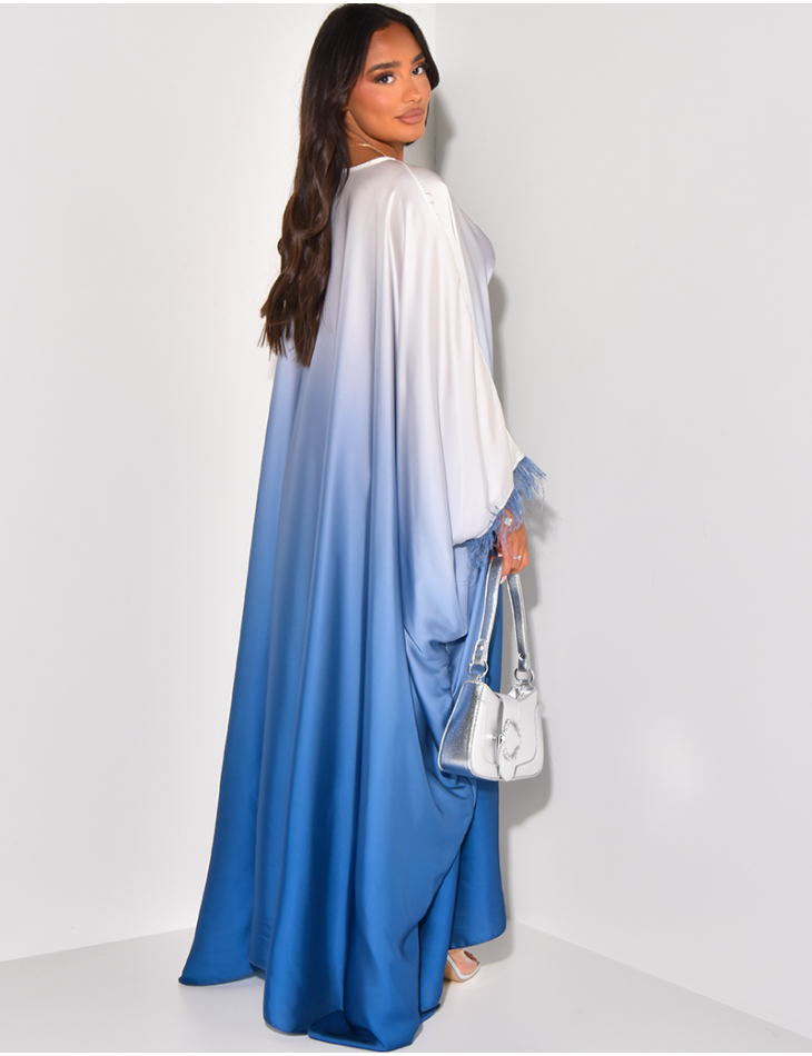 Abaya cintrée à la taille imprimée tie and dye et plumes aux poignets
